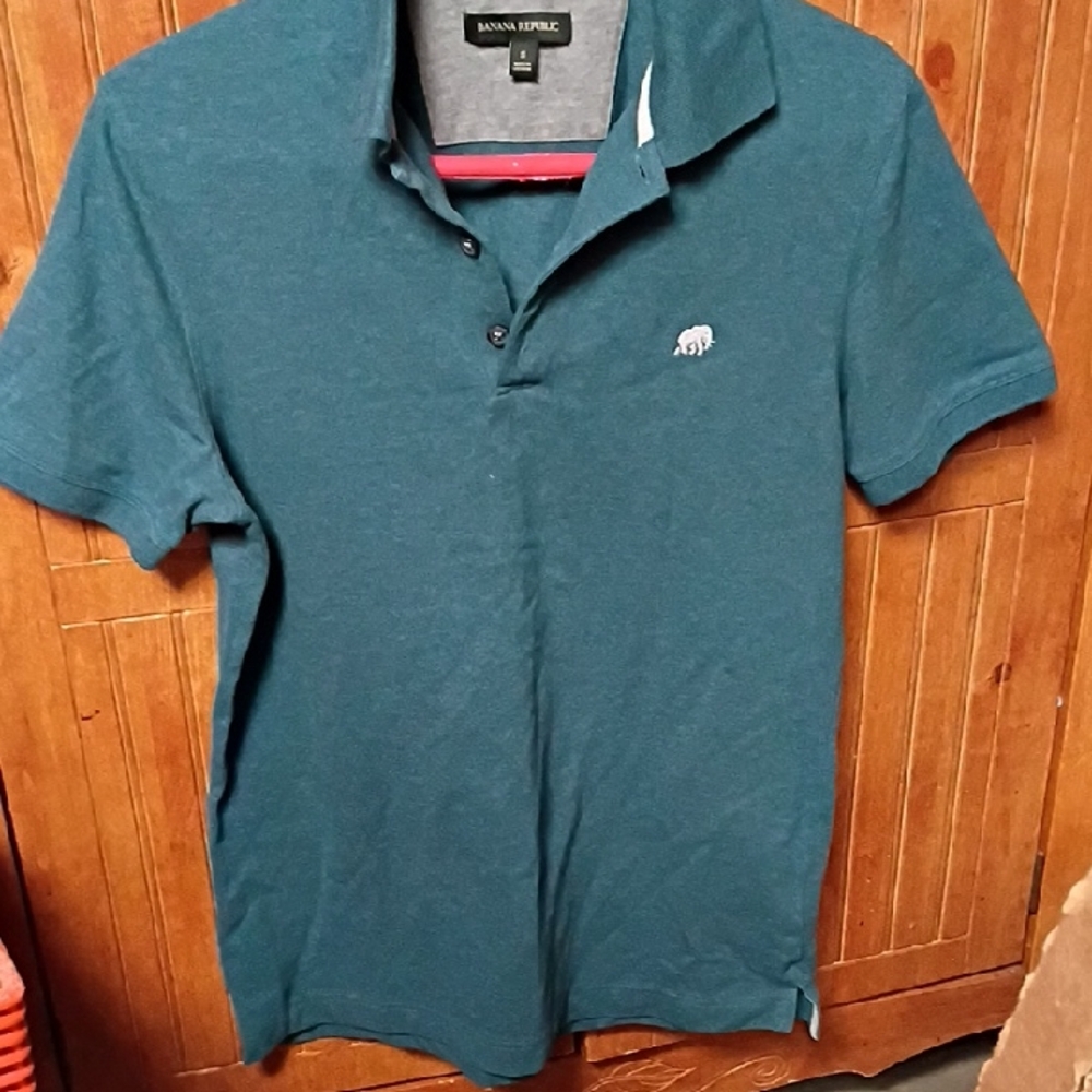 Banana Republic Men's Blue Polo Shirt